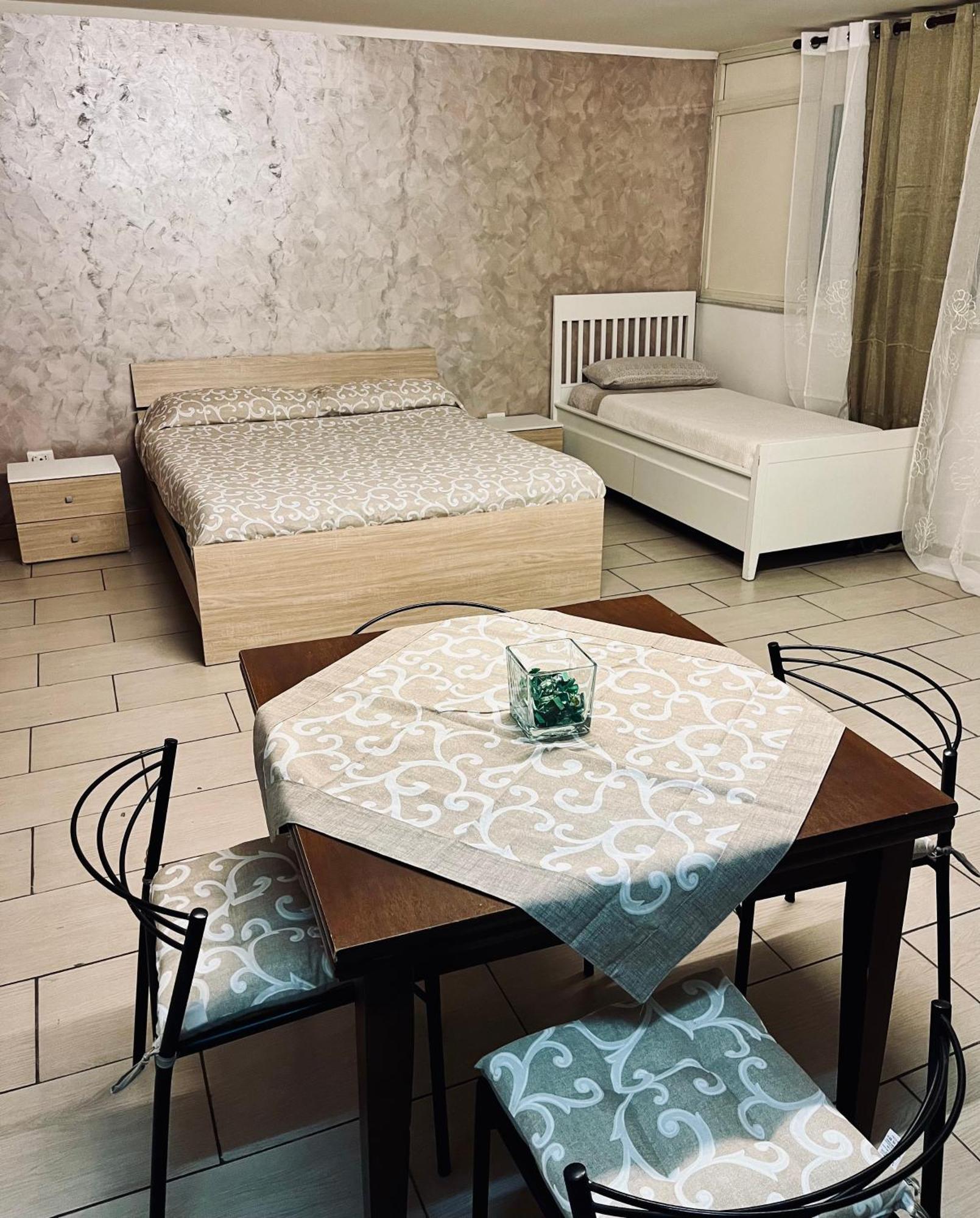Вилла A Casa E Matilde Неаполь Экстерьер фото